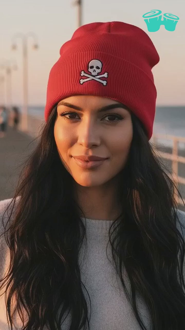 Gorro de pirata con calavera y tibias cruzadas ☠️